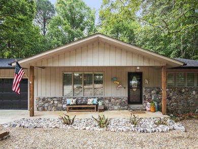 GORGEOUS 4 BED 3 BATH HOME WITH OVER $75,000 IN UPDATES!! on DeSoto Golf Course in Arkansas - for sale on GolfHomes.com, golf home, golf lot