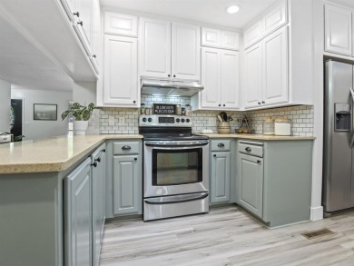 GORGEOUS 4 BED 3 BATH HOME WITH OVER $75,000 IN UPDATES!! on DeSoto Golf Course in Arkansas - for sale on GolfHomes.com, golf home, golf lot