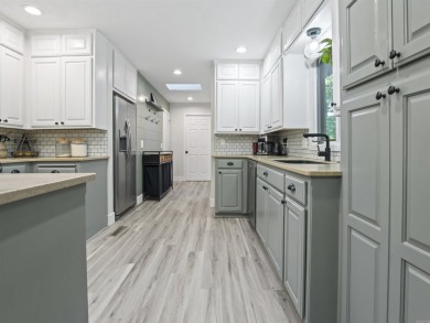 GORGEOUS 4 BED 3 BATH HOME WITH OVER $75,000 IN UPDATES!! on DeSoto Golf Course in Arkansas - for sale on GolfHomes.com, golf home, golf lot
