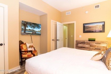 3 BR 3 BA condo with higher vaulted ceilings and separate guest on King and Bear Golf Course/World Golf Village in Florida - for sale on GolfHomes.com, golf home, golf lot
