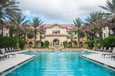 3 BR 3 BA condo with higher vaulted ceilings and separate guest on King and Bear Golf Course/World Golf Village in Florida - for sale on GolfHomes.com, golf home, golf lot