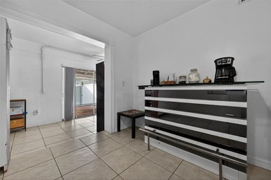 Move-in ready corner-unit 3BR/2.5BA townhome with over 1,600 sq on Oriole Golf and Tennis Club in Florida - for sale on GolfHomes.com, golf home, golf lot