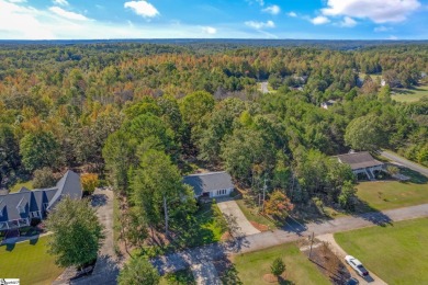 Don't miss your opportunity to own a well maintained home in the on The Trail At Chickasaw Pointe in South Carolina - for sale on GolfHomes.com, golf home, golf lot