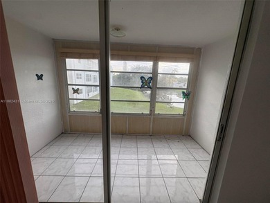 Huge Price Improvement -- Now $82,900! Seller says bring ALL on Sunrise Lakes Phase III in Florida - for sale on GolfHomes.com, golf home, golf lot