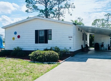 Move in ready to bedroom two bath home located in a gated golf on Lake Fairways Country Club in Florida - for sale on GolfHomes.com, golf home, golf lot