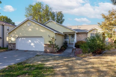 Bring your vision to this 4-bed, 3-bath rancher with a full on Meadow Wood Golf Course in Washington - for sale on GolfHomes.com, golf home, golf lot