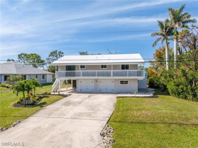 This classic Florida island home is located within the Alden on Alden Pines Golf Club in Florida - for sale on GolfHomes.com, golf home, golf lot