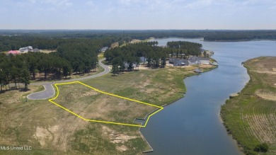 Gorgeous 1.33 acre waterfront lot in Reunion.  Located on the on Reunion Golf Club in Mississippi - for sale on GolfHomes.com, golf home, golf lot