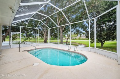 PRICED TO SELL! - Walk to Suntree Elemenary- MUST SEE lakefront on Suntree Country Club in Florida - for sale on GolfHomes.com, golf home, golf lot