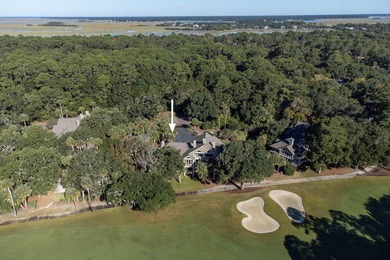 Beautifully Updated End Condo with Golf Course Views!Nestled in on The Seabrook Island Club in South Carolina - for sale on GolfHomes.com, golf home, golf lot