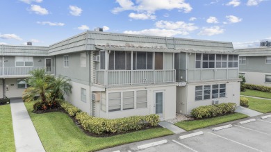 Welcome to this well-maintained 55+ unit In Kings Point Gated on Kings Point Golf -Flanders Way in Florida - for sale on GolfHomes.com, golf home, golf lot