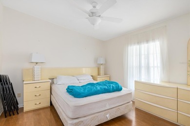 This beautifully maintained 2006 3-bedroom, 2-bath, 1 car on Kings Gate Golf Club in Florida - for sale on GolfHomes.com, golf home, golf lot