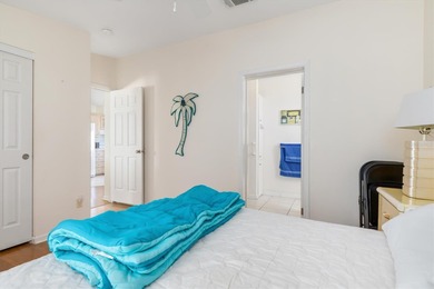 This beautifully maintained 2006 3-bedroom, 2-bath, 1 car on Kings Gate Golf Club in Florida - for sale on GolfHomes.com, golf home, golf lot