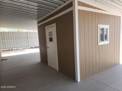 This is a beautiful new build 3 bedroom 2 bath home. Laminate on 3 Parks Fairways in Arizona - for sale on GolfHomes.com, golf home, golf lot