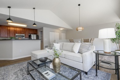 Turn-key 1BR/1BA + den end-unit condo in Pewaukee's popular on Willow Run Golf Club in Wisconsin - for sale on GolfHomes.com, golf home, golf lot