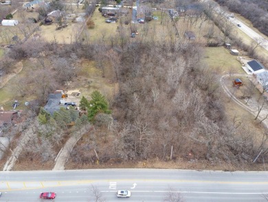 Build your dream home on this fantastic 1 & 1/4 acre on Edgewood Valley Country Club in Illinois - for sale on GolfHomes.com, golf home, golf lot