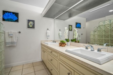 Rare end-unit at Villas of Kamali'i with dramatic mountain and on Makai Golf Club At Princeville in Hawaii - for sale on GolfHomes.com, golf home, golf lot