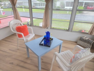 Come and see what's incentives are being offered.   Welcome to on Rolling Greens Executive Golf Community in Florida - for sale on GolfHomes.com, golf home, golf lot