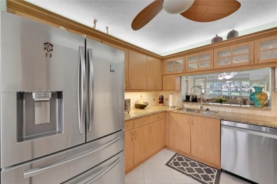 *Welcome to this charming 2-bedroom, 2-bathroom condo in the on Sunrise Lakes Phase III in Florida - for sale on GolfHomes.com, golf home, golf lot