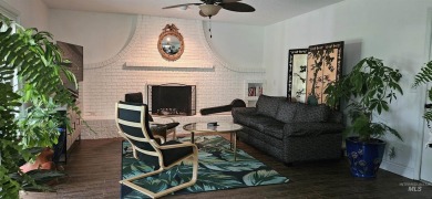 Single story ease. Open the wrought iron gate and your on the on Lakeview Golf Club in Idaho - for sale on GolfHomes.com, golf home, golf lot