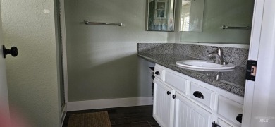 Single story ease. Open the wrought iron gate and your on the on Lakeview Golf Club in Idaho - for sale on GolfHomes.com, golf home, golf lot