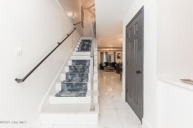 This stunning town home offers true resort-style living--updated on River Bend Golf and Country Club in North Carolina - for sale on GolfHomes.com, golf home, golf lot
