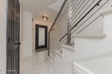 This stunning town home offers true resort-style living--updated on River Bend Golf and Country Club in North Carolina - for sale on GolfHomes.com, golf home, golf lot