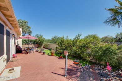 This charming 2-bedroom, 2-bathroom townhome is located in the on Desert Hills Golf Club of Green Valley in Arizona - for sale on GolfHomes.com, golf home, golf lot