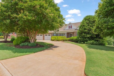 Stately and Elegant this custom All-Brick home boasts one owner on Woodfin Ridge Golf Club in South Carolina - for sale on GolfHomes.com, golf home, golf lot