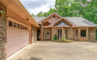 Lake Cortez WATERFRONT! 3Bed+Den/3.5Bath - Great Opportunity to on Cortez Golf Course in Arkansas - for sale on GolfHomes.com, golf home, golf lot