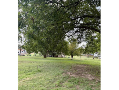 2 Lots included in this property, just across from the Brazos on Horseshoe Bend Country Club in Texas - for sale on GolfHomes.com, golf home, golf lot