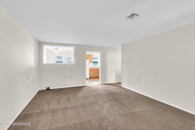 Move in Ready! Welcome to easy living in the highly sought-after on Greenbriar Woodlands in New Jersey - for sale on GolfHomes.com, golf home, golf lot
