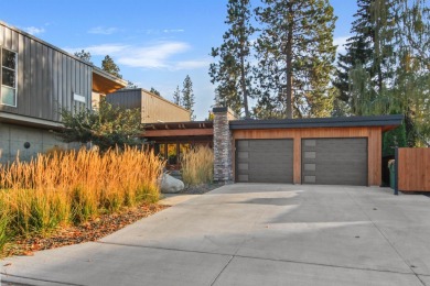 Welcome to this stunning Mid-Century Modern home, perfectly on Manito Golf and Country Club in Washington - for sale on GolfHomes.com, golf home, golf lot