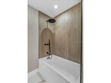 Completely and beautifully remodeled, this elegant and on The Renaisssance Vinoy Golf Club in Florida - for sale on GolfHomes.com, golf home, golf lot