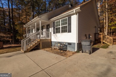 This is the one! This beautifully maintained, 3 bedroom, 2 bath on Turtle Cove Golf Course in Georgia - for sale on GolfHomes.com, golf home, golf lot