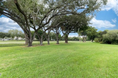 Bright and Spacious 2 Bed +Den/2.5 Bath Townhouse in beautiful on  in Florida - for sale on GolfHomes.com, golf home, golf lot