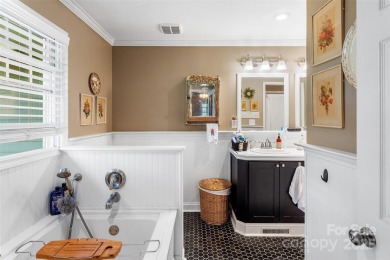 One hour lead time required to show: Quiet cove with quick on Westport Golf Club in North Carolina - for sale on GolfHomes.com, golf home, golf lot