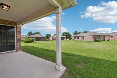 Welcome to this beautifully maintained single-story home in the on Frisco Lakes Golf Course in Texas - for sale on GolfHomes.com, golf home, golf lot