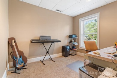 One hour lead time required to show: Quiet cove with quick on Westport Golf Club in North Carolina - for sale on GolfHomes.com, golf home, golf lot