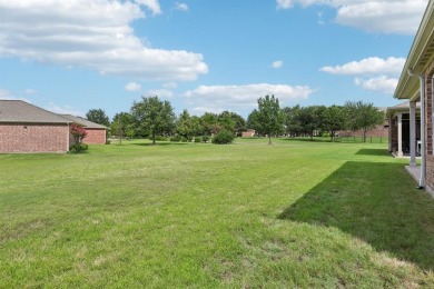 Welcome to this beautifully maintained single-story home in the on Frisco Lakes Golf Course in Texas - for sale on GolfHomes.com, golf home, golf lot