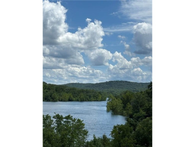 Imagine owning a lake front property in the Ozarks! Located in on Holiday Island Executive Golf Course in Arkansas - for sale on GolfHomes.com, golf home, golf lot