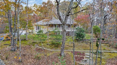 Welcome to this Beautiful Home!  This Amazing, well-maintained on Mountain Ridge Golf Club in Tennessee - for sale on GolfHomes.com, golf home, golf lot