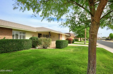 Beautifully updated home that shows pride of ownership on Sun City Lakes West and East in Arizona - for sale on GolfHomes.com, golf home, golf lot