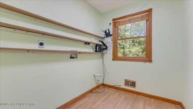 11-1 OPEN HOUSE SUNDAY AUGUST 31ST. Welcome to 74 Split Rock on Split Rock Resort and Country Club in Pennsylvania - for sale on GolfHomes.com, golf home, golf lot