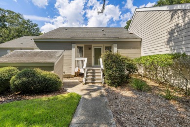 Welcome to 469 Double Eagle Trace, a beautifully designed 2 bed on  in South Carolina - for sale on GolfHomes.com, golf home, golf lot