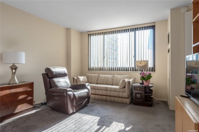 Well Priced. Clean and bright Studio Alcove apt, with bedroom on Towers Country Club in New York - for sale on GolfHomes.com, golf home, golf lot