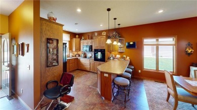 This two bed/two bath home has no steps anywhere, is close to on Green Lea Golf Course in Minnesota - for sale on GolfHomes.com, golf home, golf lot