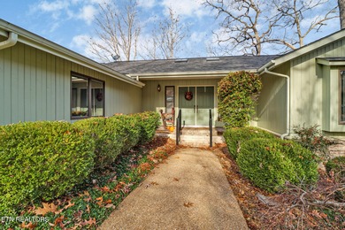 LAKE FRONT LIVING ON BEAUTIFUL CANTERBURY LAKE IN AWESOME on Druid Hills Golf Club in Tennessee - for sale on GolfHomes.com, golf home, golf lot