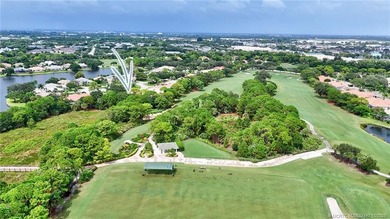 Rare find in Willoughby Golf Club! Private, cul de sac location on Willoughby Golf Club in Florida - for sale on GolfHomes.com, golf home, golf lot