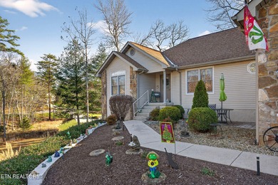 Discover an exceptional three-bedroom, two-bathroom residence on Heatherhurst Golf Course in Tennessee - for sale on GolfHomes.com, golf home, golf lot
